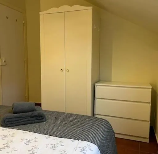 Nice 3 Bedrooms Apartment In Campolide - 60 1B